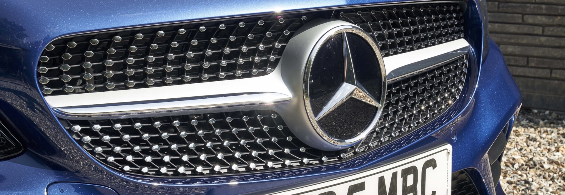 Mercedes-Benz sets new car sales record in October 